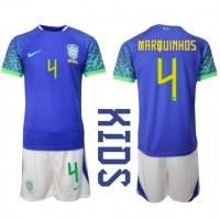 Dětský Fotbalový dres Brazílie Marquinhos #4 MS 2022 Venkovní Krátký Rukáv (+ trenýrky)